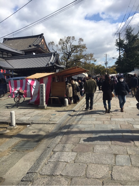 {8B55C3C4-F60D-4EA5-88FF-8DCDB6928754}