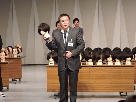 {0F044025-6FFD-4107-B51A-24B669371957}