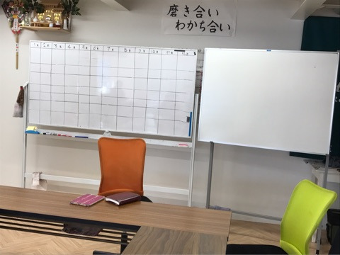 {2D84A37A-3E33-4F4F-B021-8D4C461555A5}