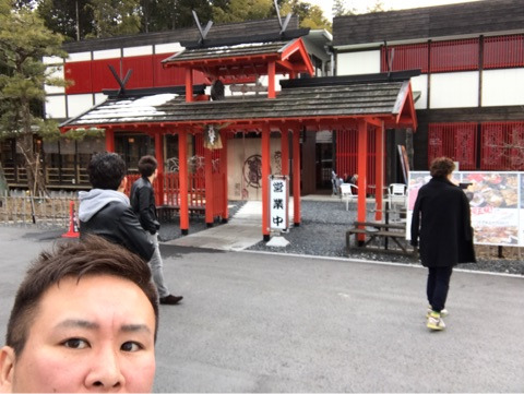 {3263C2B5-F990-4227-9CEA-F07928315CD1}