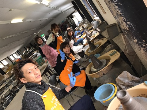 {233E0C7A-CB3E-4E9C-905C-0CE56325143B}