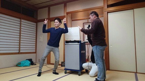 {11332D41-FA57-4283-B4D4-F21327FC6B96}