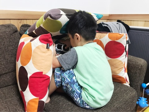 {AB798EFE-1DFA-47AA-BD9D-42BA35F8E27A}