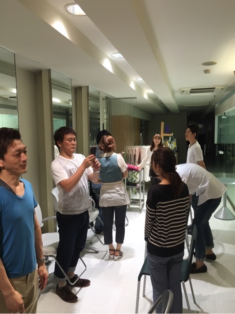 {047D339D-FDCC-4BA5-9FAC-4B5BCB01C994}