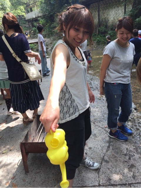 {E17C66DC-C8B4-4FD1-BEFC-178C4094852E:01}