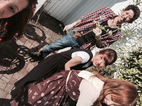 {B59C8886-6BF7-40DE-A66F-5198C6E2638B}