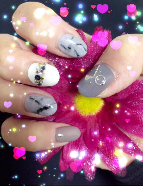 {B1B16E85-92F3-47B7-88E5-92DE098D3455}