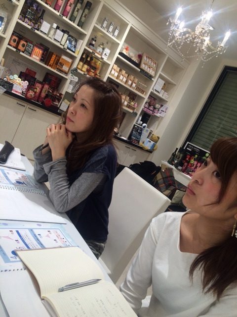 {82A3EE2E-2E7B-4336-AC76-7425C24619BB}