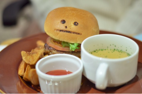 {B5528D03-A4C6-4F42-B99A-458056896F2A}