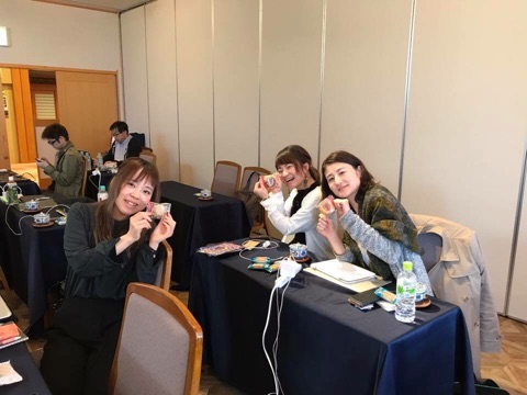 {47404E39-C705-49BB-A199-35C4218E5220}